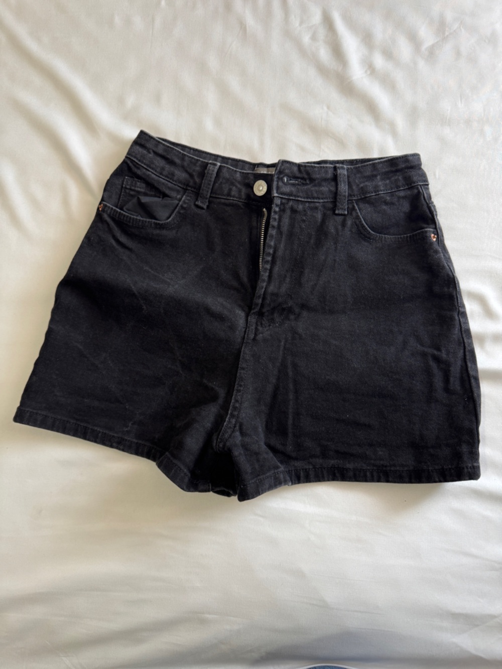 Denim Co. Women's Black High Rise Mom Shorts Size 4 with Pockets & Button